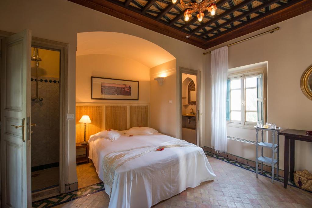 Hôtel Les Deux Tours - photo 5